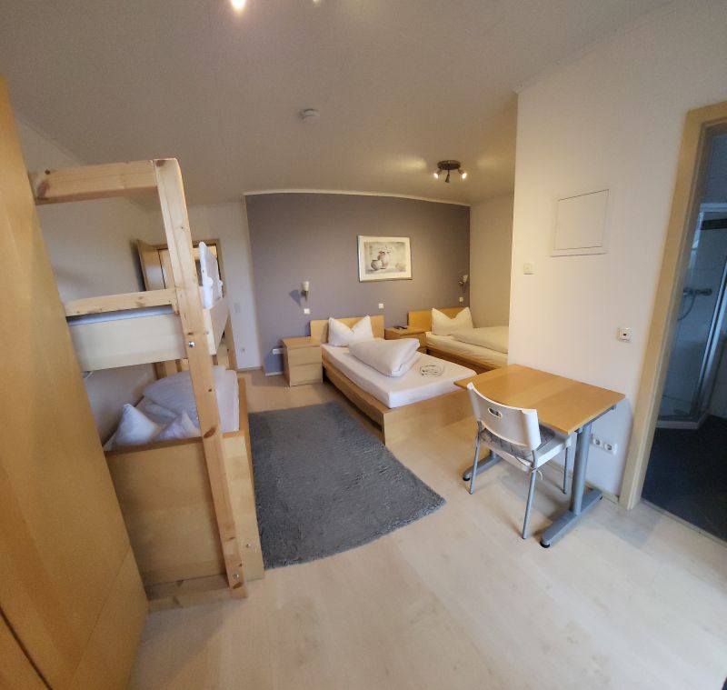 Eching Frühstückspension Riedmeir: Zimmer 2, Ansicht 1